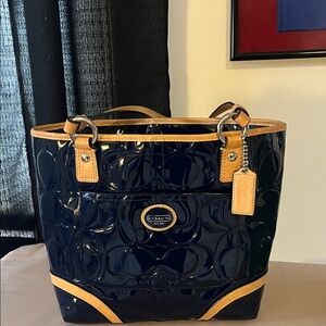 Coach Patent Navy and Tan Tote EUC
